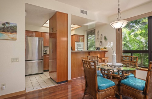 Waikoloa Condo | SPECTACULAR ! Ground Floor Condo Sleeps 5 Golf ,Tennis ,.Gym Pool, Jacuzzi