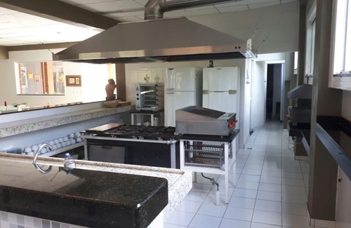 Valinhos House | Spectacular Lodge/Hill Top/Club Structure- great cleaning/maintenance