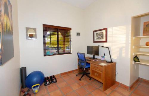 Tortolita House | Spectacular Views, Heated Pool, & Outdoor BBQ