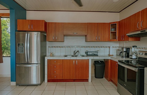 Pajaro Azul House | Spectacular views of mountains AND Pacific-10 min from beach