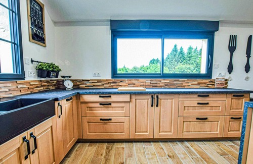 Le Gast House | Spend a dream vacation in a spacious and modern property in Le Gast.