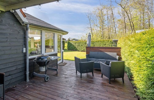 Tørresø House | Spend a wonderful holiday in this holiday home in the north of the island of Funen.