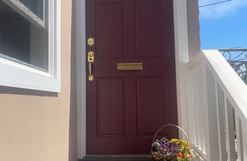 Hermosa Beach Cottage | Spend August in Hermosa Beach, CA!nMinimum 30 night stay