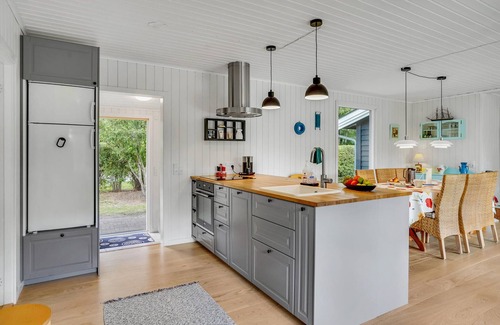 Kaldred House | Spend your vacation in this cozy vacation home in Kaldred.