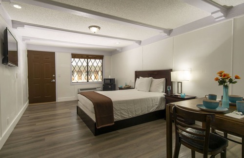 Naples Hotel | Spinnaker Inn of Naples