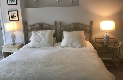 Claverton Bed & Breakfast | Spinneycross