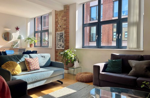 Bishopsgate Apartment | Spitalfields Sanctuary - 100sqm, 2 Bed 2 Bath By Liverpool Street Station