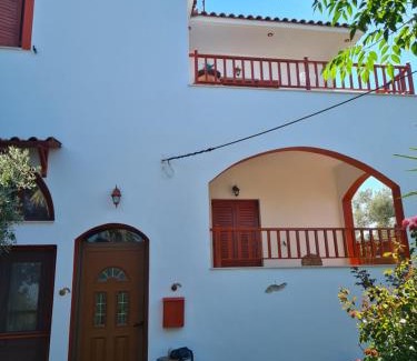 Armenistis Apartment | SPITIKARIOTIKO Ikarian Cottage