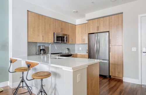 Heritage District Apartment | Splendid Sunnyvale 1BR w/Movie Room & A/C, nr Shops, by Blueground