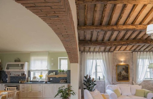 Trevinano Villa | Splendid Villa with big mediterranean garden. Pool, heated jacuzzi, fishing pond