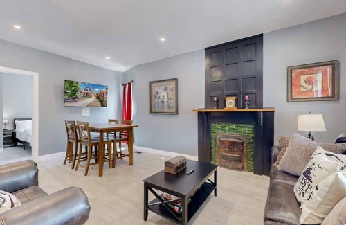 Washington Park West House | Spooky 4 bedroom Victorian near Wash Park