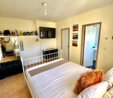 Livnim House | Spot in the Village פינה במושב