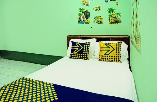 Kediri Hotel | SPOT ON 92400 Dhaha Penginapan House Syariah