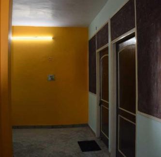 Moradabad Hotel | SPOT ON Ashu Guest House