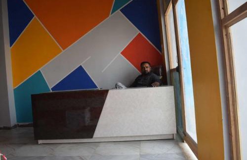 Moradabad Hotel | SPOT ON Ashu Guest House