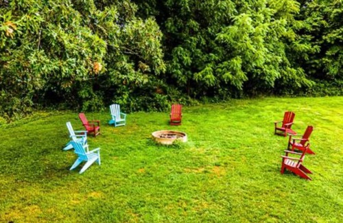 Waynesboro House | Sprawling 9‑BR Mountaintop Oasis- BlueRidge Views