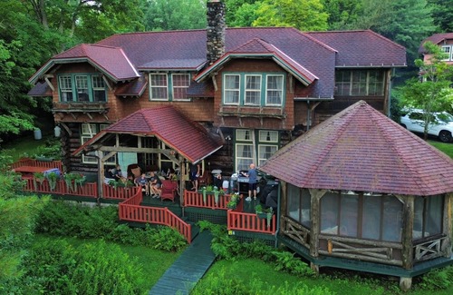 Saranac Lake House | Sprawling Estate w/Sauna On The Water, Mountain Views close to Saranac Lake.n