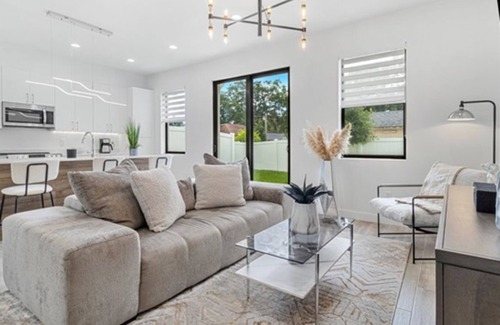 Pinecrest West Park House | Spring Deals on 2 Adjacent Townhomes