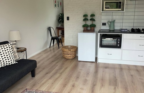 Blenheim Apartment | Springcreek studio apartment