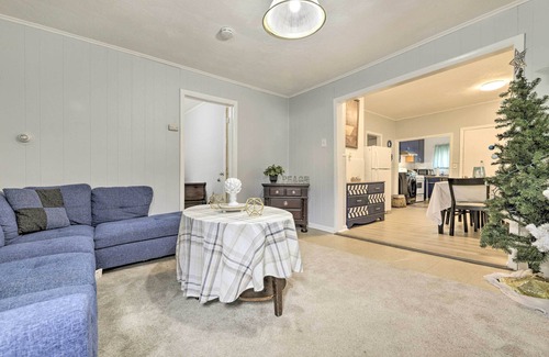 Springfield House | Springfield Vacation Rental: 1 Mi to Downtown