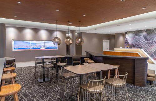 Prairie Village Hotel | SpringHill Suites by Marriott Overland Park Leawood