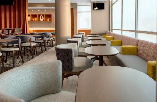 Parkville Hotel | SpringHill Suites Kansas City Airport