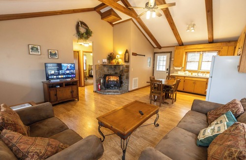 Springmaid Mountain Cabin | Springmaid Mountain