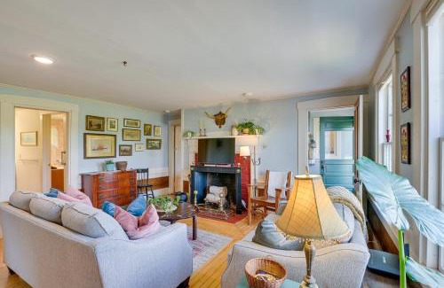 Freedom House | Springvale Farm Freedom Home with Hiking Trail!