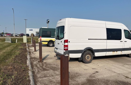 Storm Lake RV Rental | Sprinter/RV Parking with free electric hookup