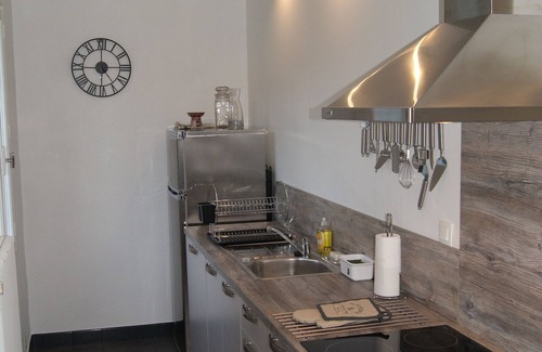 Arcon House | Squirrel cottage, independent, not overlooked, on 7000m2 of wood property