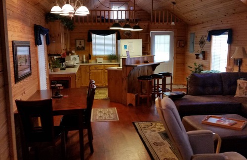 Spencer Cabin | SS-Secluded Cabin in Woods-Cumberland Plateau Retreat(Three + nights $75 off)