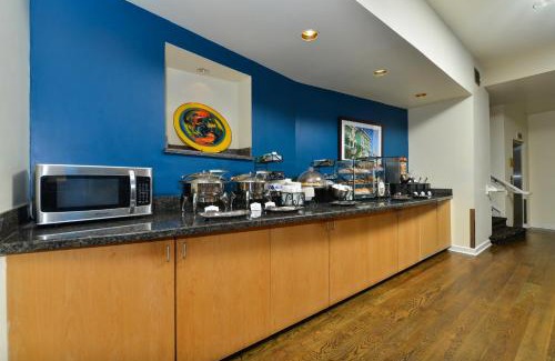 Touro Hotel | St Charles Inn, Superior Hotel