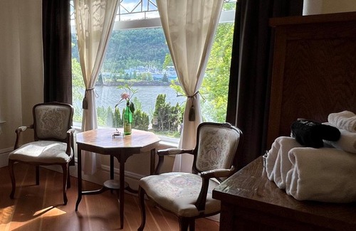 Portland Hotel | St Johns Inn