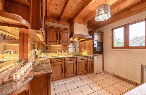 Saint-Jorioz House | ST JORIOZ - Cosy Chalet sur les hauteurs, vue lac