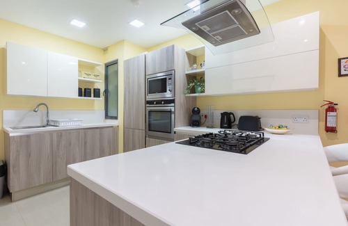 Tal-Ghoqod Apartment | St.Julians apartment