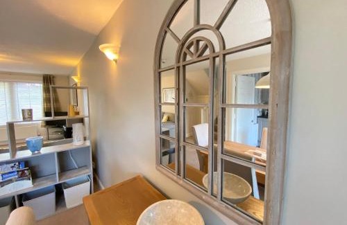 Duddingston House | St Margaret's Cottage, Edinburgh