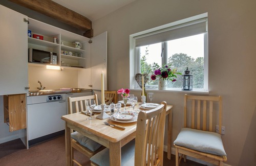 Wisborough Green House | Stable Cottage - Two Bedroom House, Sleeps 4