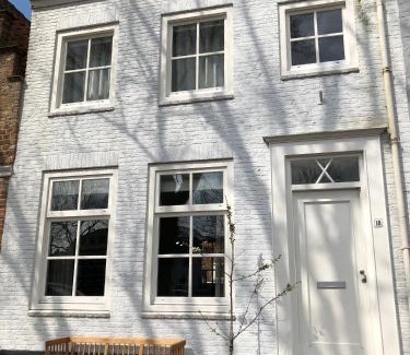 Stadhuis Bed & Breakfast | Stadsdromer