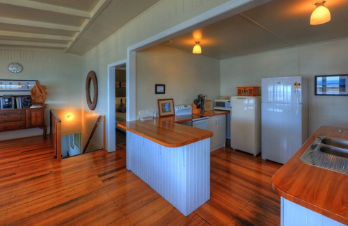 Cowrie Point House | Stanley View Beach House