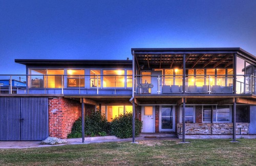 Cowrie Point House | Stanley View Beach House