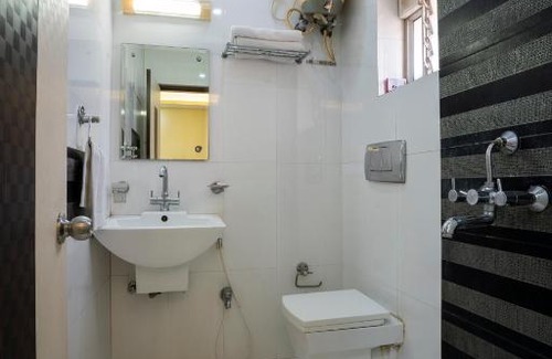 Ballygunge House | Star D'Lite Guest House