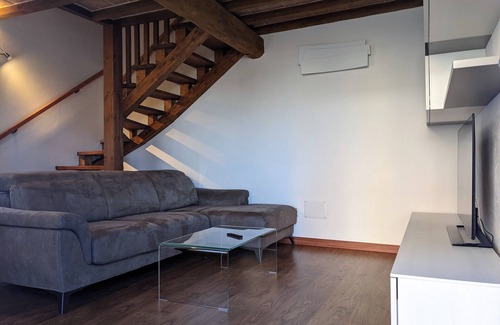 Serramazzoni House | Star House near Maranello