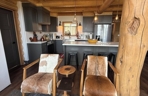 Helper Cabin | Stardust Chalet Luxe Cabin Escape @ Scofield Reservoir with lake view