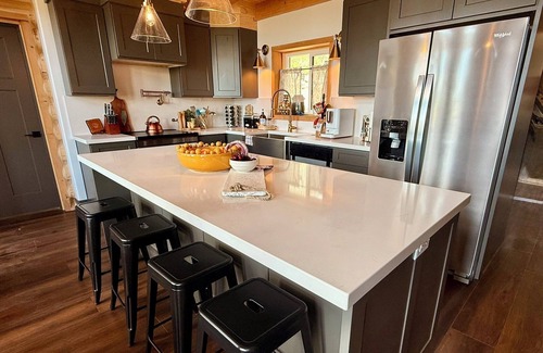 Helper Cabin | Stardust Chalet Luxe Cabin Escape @ Scofield Reservoir with lake view