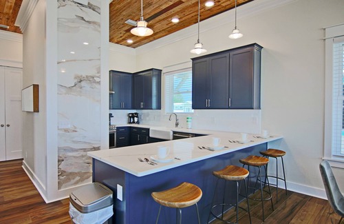 Indian Pass House | Starfish: Remaining Holiday Weeks Just Discounted by 40%! Call or Inquire Now!