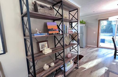 Alanson House | Starlight Cottage -3 bed 2Bath