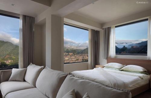 Qiandongnan Hotel | Starlight Naked Cliff View Hotel Xijiang Qianhu Miao Village Branch