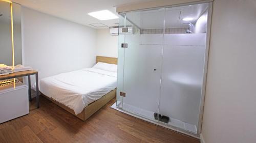 Myeongdong House | Starria Hostel foreign guest only
