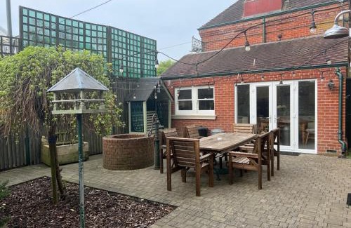 Christchurch House | Station House-Hinton Admiral