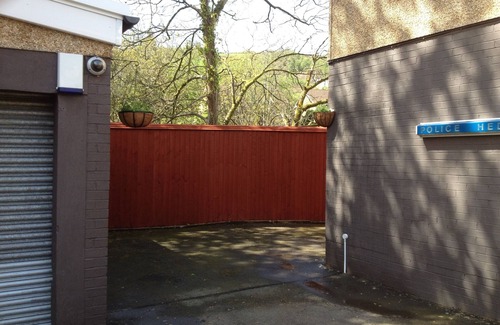 Abercwmboi Apartment | Station House Holiday Let Merthyr Tydfil